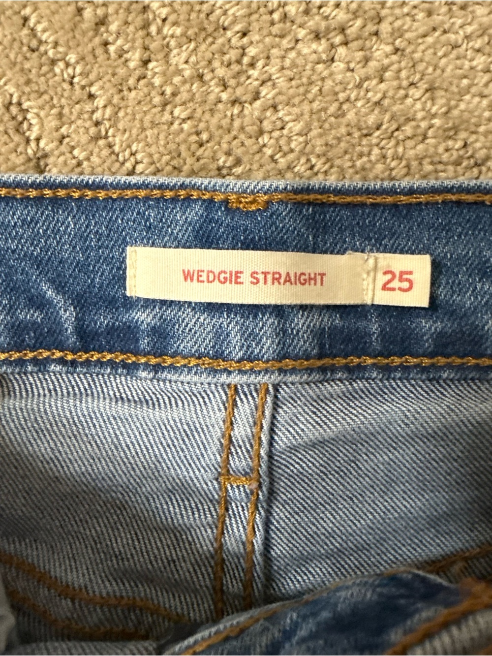 Levi’s Wedgie Straight Ankle Jeans SZ 25 - Picture 3 of 3
